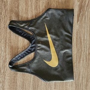 NWOT Nike Sports Bra
